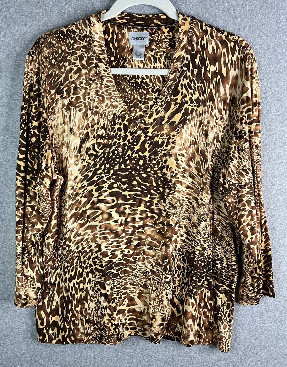 Chico’s Size 3 Brown Animal Print V-Neck Pullover Top Stretch 3/4 Sleeve